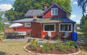 4 Bedroom Cozy Home In Klintehamn in Klintehamn